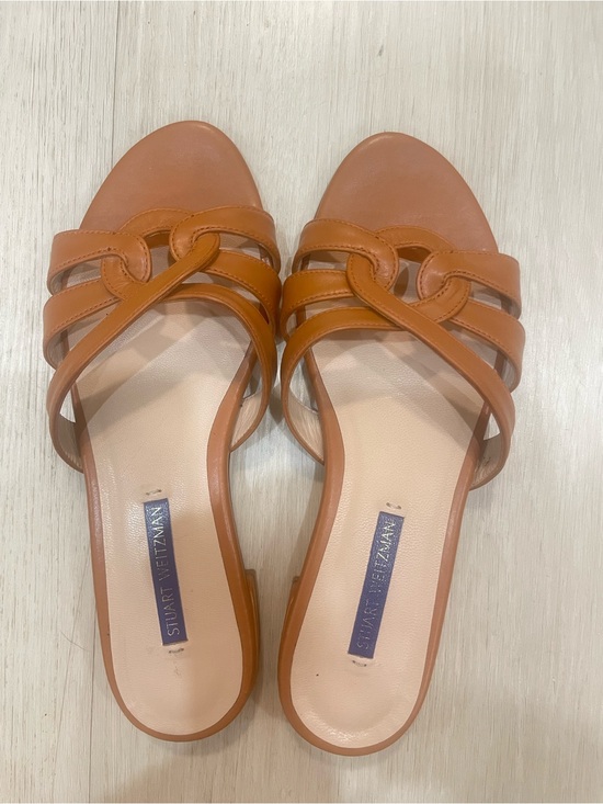 Stuart Weitzman Shoes - Stuart Weitzman Women's Tan Leather Slide Sandals size 6